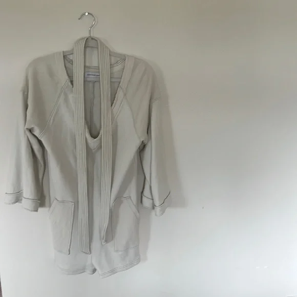 Off-white Something Navy romper with original cloth belt - Picture 2 of 2